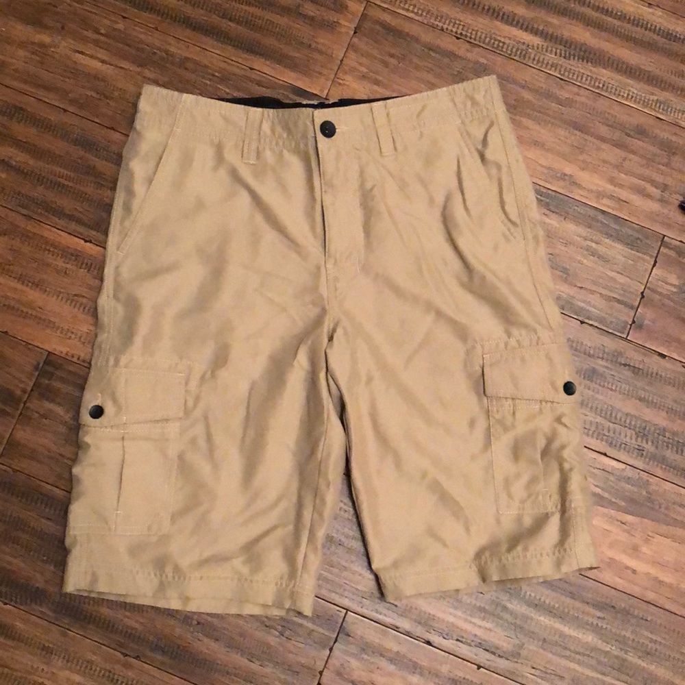 NWOT. Cargo khaki. 31. 🌹2/$10🌹 Donated